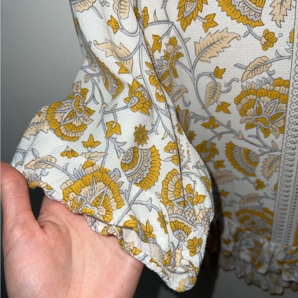 Rachel Zoe gold paisley blouse size XS - Picture 4 of 8